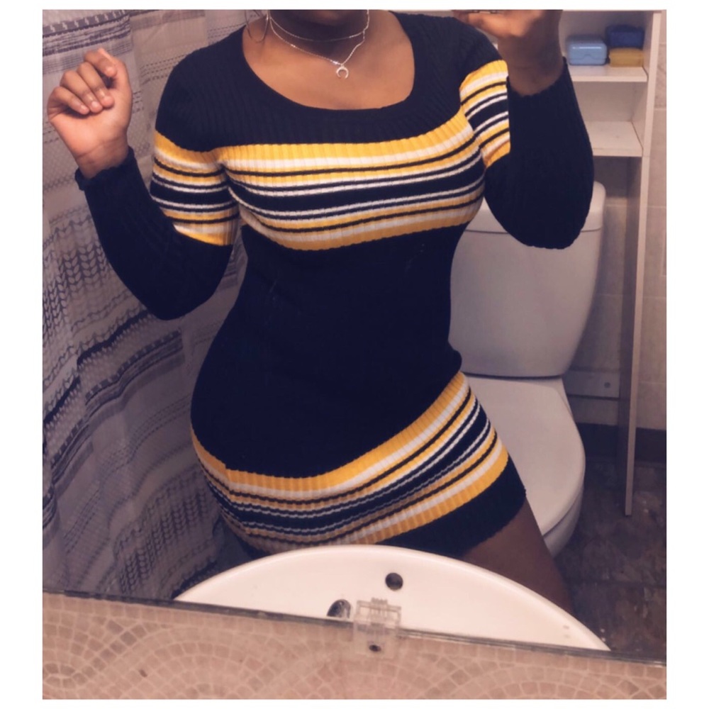 ☺️Navy Striped Sweater Dress☺️